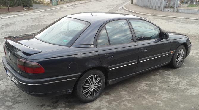 Opel Omega 2.0 otkup polovnjaka
