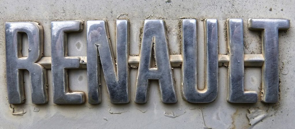 Renault natpis
