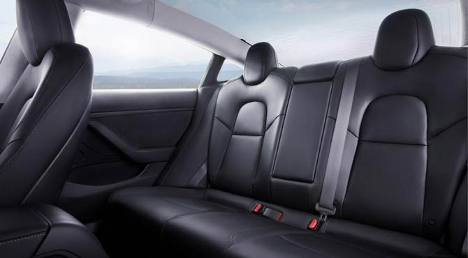 tesla model 3 zadnja klupa